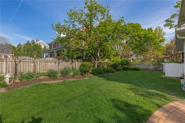 158 E Dixon Avenue, Oakwood, OH 45419