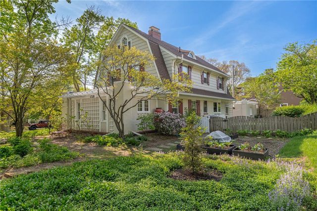 158 E Dixon Avenue, Oakwood, OH 45419