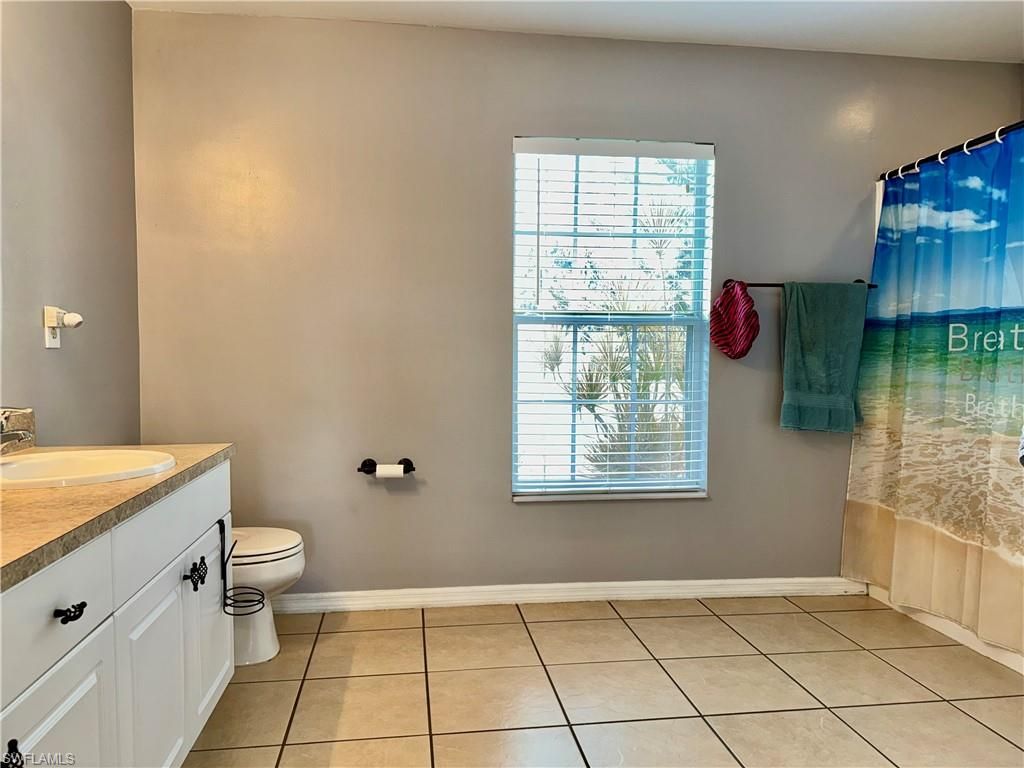 Image 24 of property listing at 2133 19th PL, Cape Coral, FL 33909