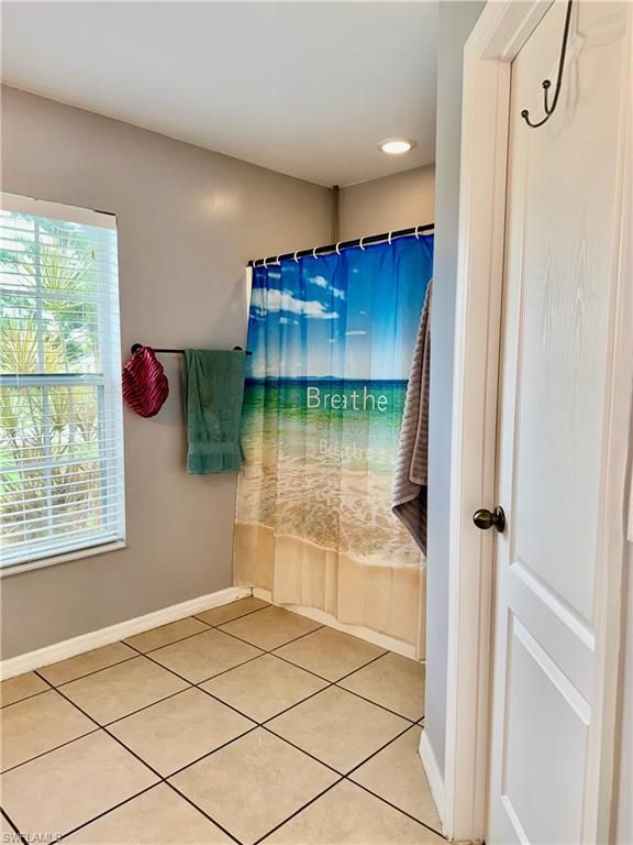 Image 25 of property listing at 2133 19th PL, Cape Coral, FL 33909