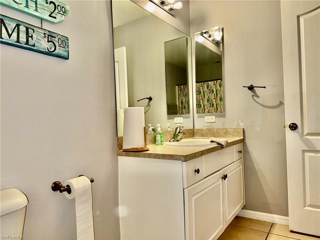 Image 30 of property listing at 2133 19th PL, Cape Coral, FL 33909
