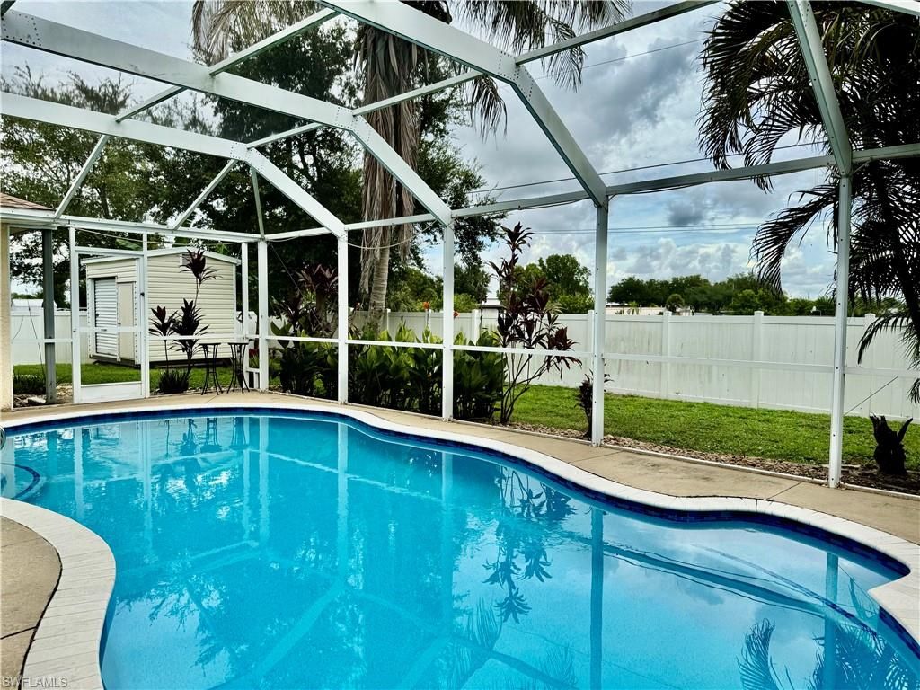 Image 40 of property listing at 2133 19th PL, Cape Coral, FL 33909