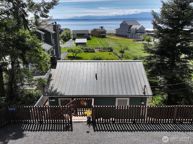 5822 Mutiny Bay Road, Freeland, WA 98249