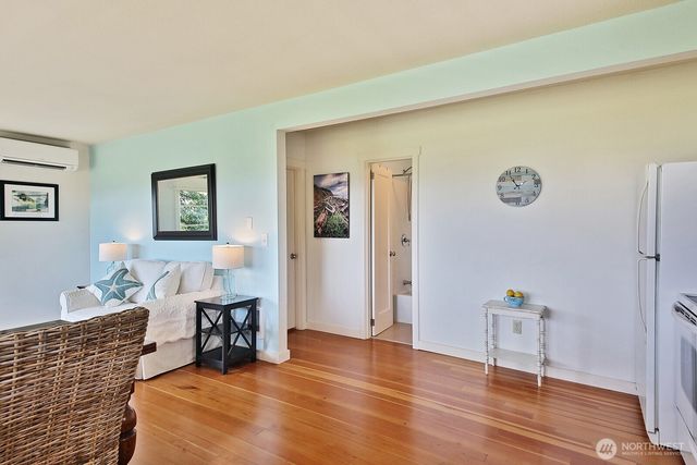 5822 Mutiny Bay Road, Freeland, WA 98249