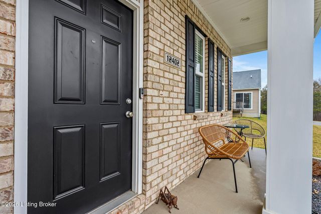 12402 Deer Lake Ln, Louisville, KY 40299