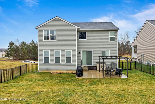 12402 Deer Lake Ln, Louisville, KY 40299