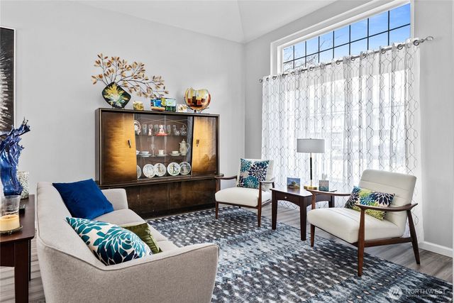 8910 180th Street Ct E, Puyallup, WA 98375