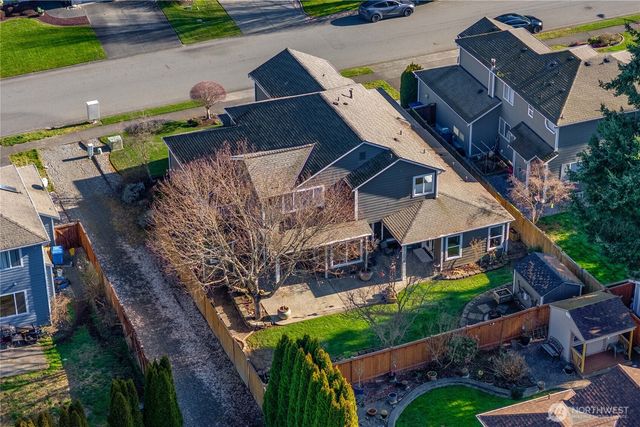 8910 180th Street Ct E, Puyallup, WA 98375