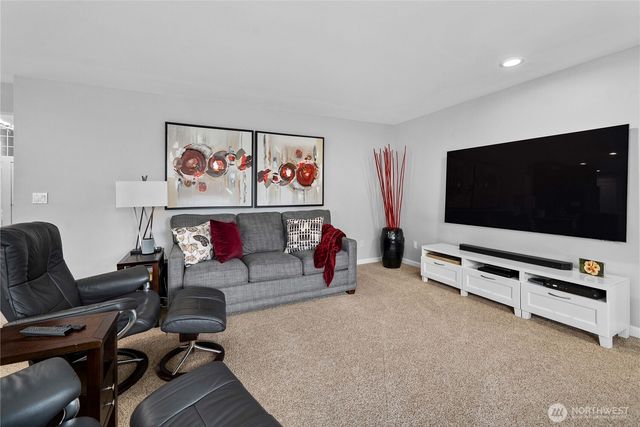 8910 180th Street Ct E, Puyallup, WA 98375