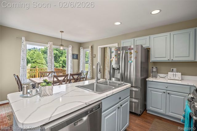 1971 Devonshire Drive, Wixom, MI 48393