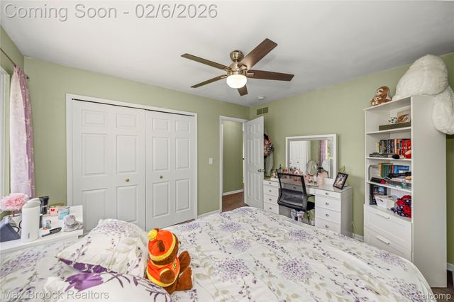 1971 Devonshire Drive, Wixom, MI 48393