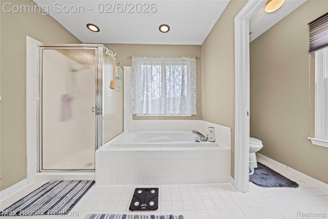 1971 Devonshire Drive, Wixom, MI 48393