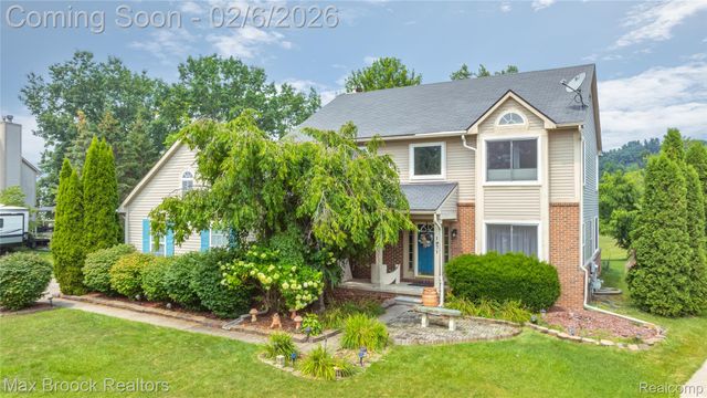 1971 Devonshire Drive, Wixom, MI 48393