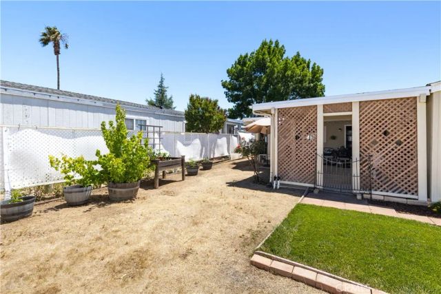 321 Lark, Paso Robles, CA 93446