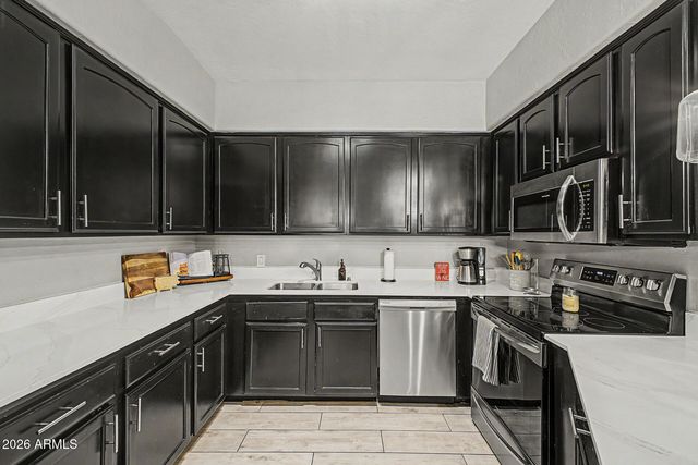 16410 S 12TH Street 102, Phoenix, AZ 85048