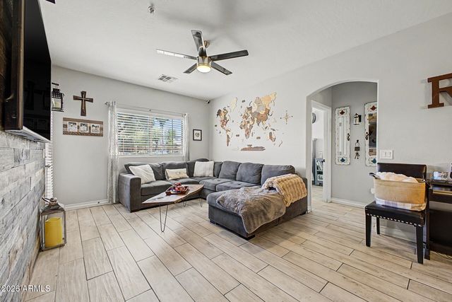 16410 S 12TH Street 102, Phoenix, AZ 85048