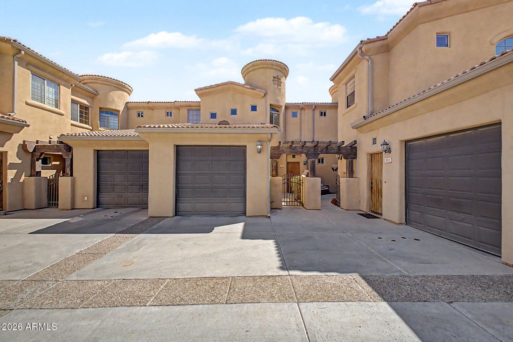 16410 S 12TH Street 102, Phoenix, AZ 85048