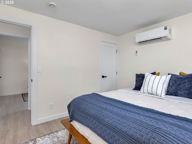 10940 Sw NORTH DAKOTA St, Portland, OR 97223