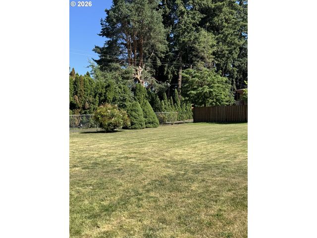 10940 Sw NORTH DAKOTA St, Portland, OR 97223