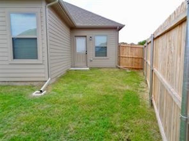 609 Beechwood Drive, Greenville, TX 75402