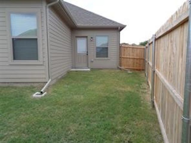 609 Beechwood Drive, Greenville, TX 75402