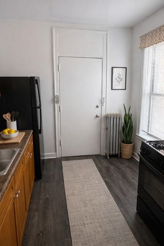 6851 S Crandon Avenue 3, Chicago, IL 60649