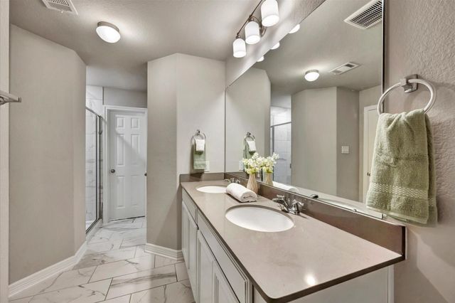 13420 Shellbark Way, La Marque, TX 77568