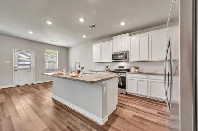 13420 Shellbark Way, La Marque, TX 77568