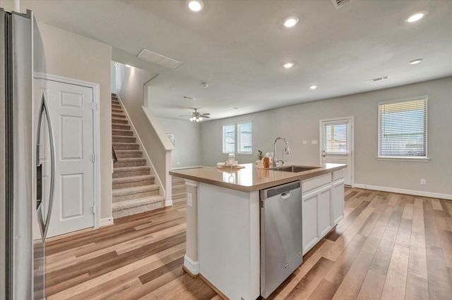 13420 Shellbark Way, La Marque, TX 77568