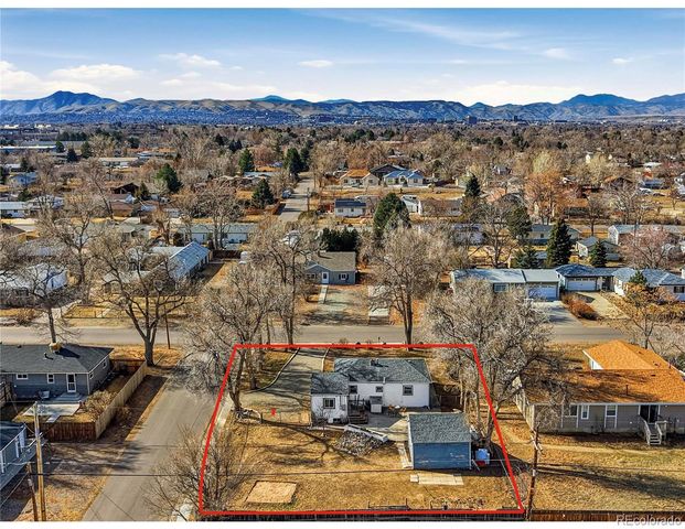 90 S Kendall Street, Lakewood, CO 80226