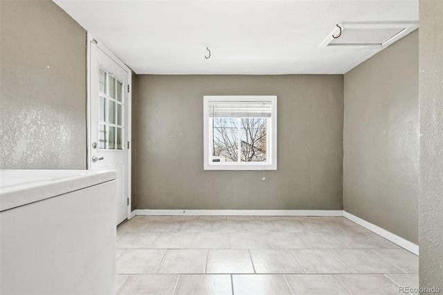 90 S Kendall Street, Lakewood, CO 80226