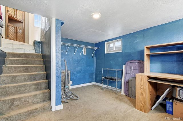 90 S Kendall Street, Lakewood, CO 80226