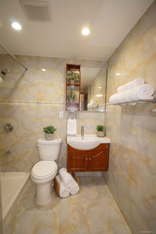 108-38 41St Ave 2B, Corona, NY 11368 — photo 3