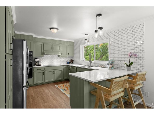 1512 Sunnyside Dr, Loveland, CO 80538