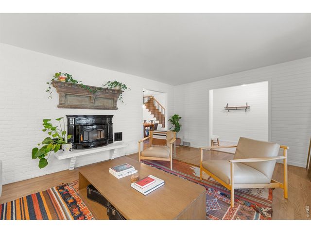1512 Sunnyside Dr, Loveland, CO 80538