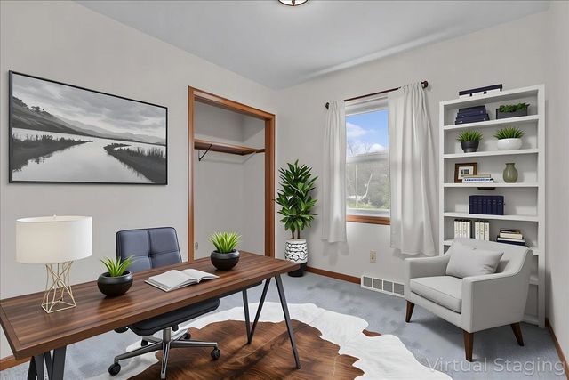 10 Cross Road, Milton, VT 05468