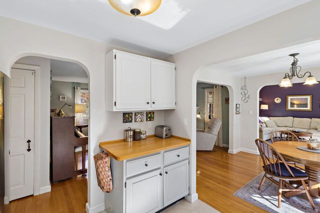 74 Old Bolton Rd, Stow, MA 01775