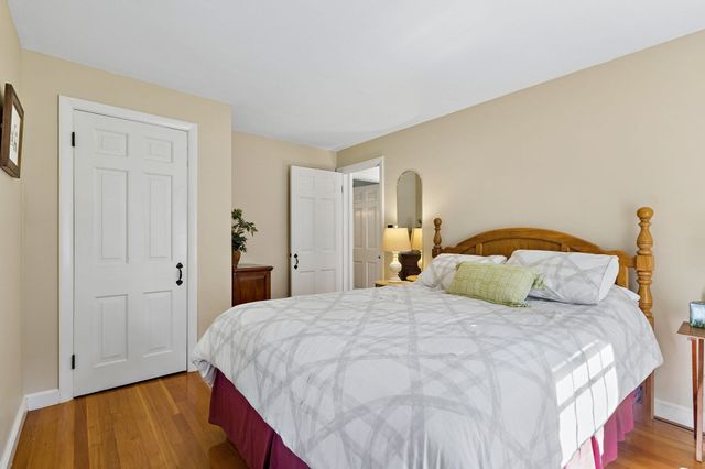 74 Old Bolton Rd, Stow, MA 01775