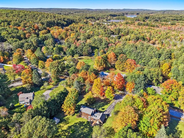74 Old Bolton Rd, Stow, MA 01775