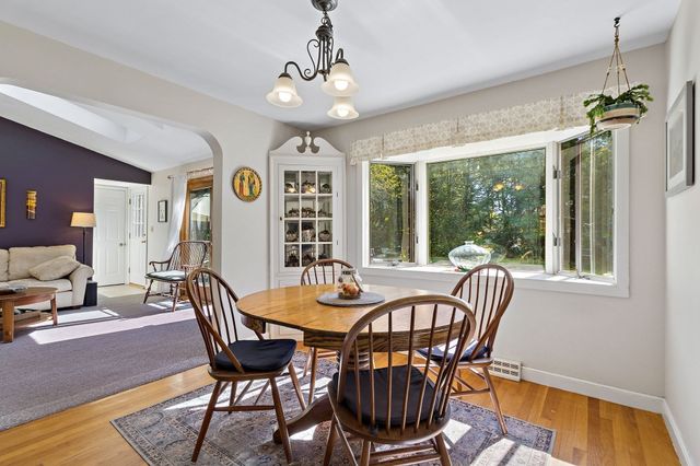 74 Old Bolton Rd, Stow, MA 01775