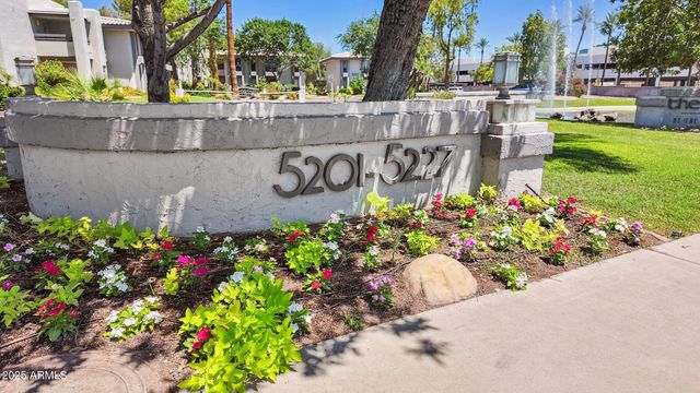5207 N 24TH Street 102, Phoenix, AZ 85016