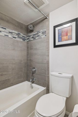 5207 N 24TH Street 102, Phoenix, AZ 85016