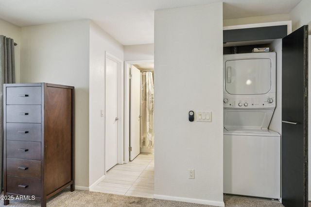 5207 N 24TH Street 102, Phoenix, AZ 85016