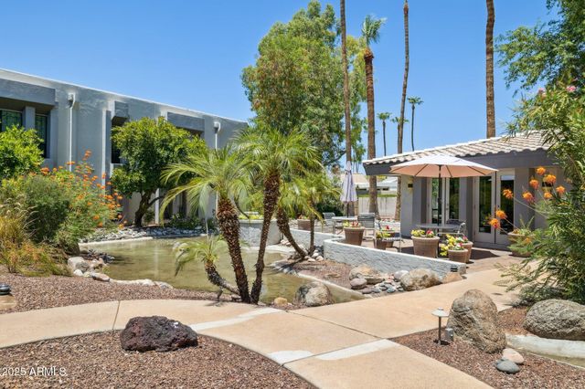 5207 N 24TH Street 102, Phoenix, AZ 85016