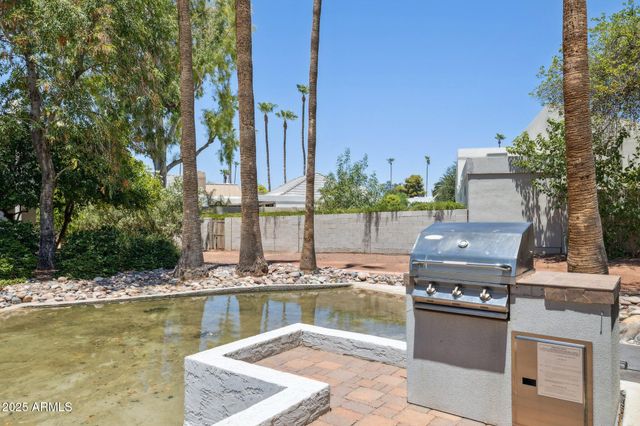 5207 N 24TH Street 102, Phoenix, AZ 85016
