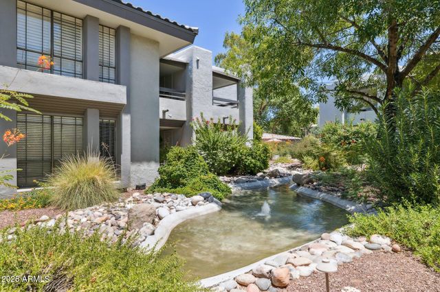 5207 N 24TH Street 102, Phoenix, AZ 85016