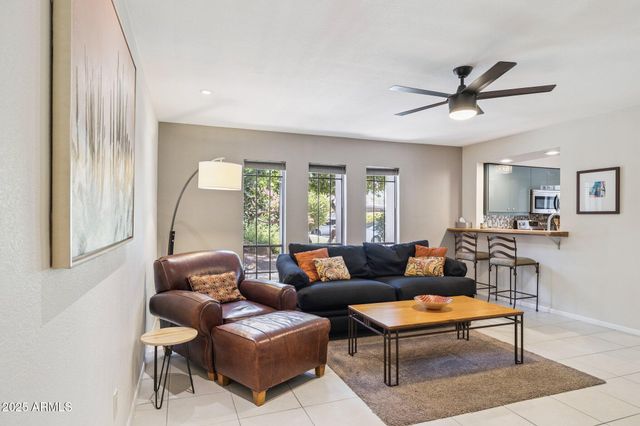 5207 N 24TH Street 102, Phoenix, AZ 85016