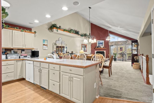 133 Point Seven Road 15, Kimberling City, MO 65686