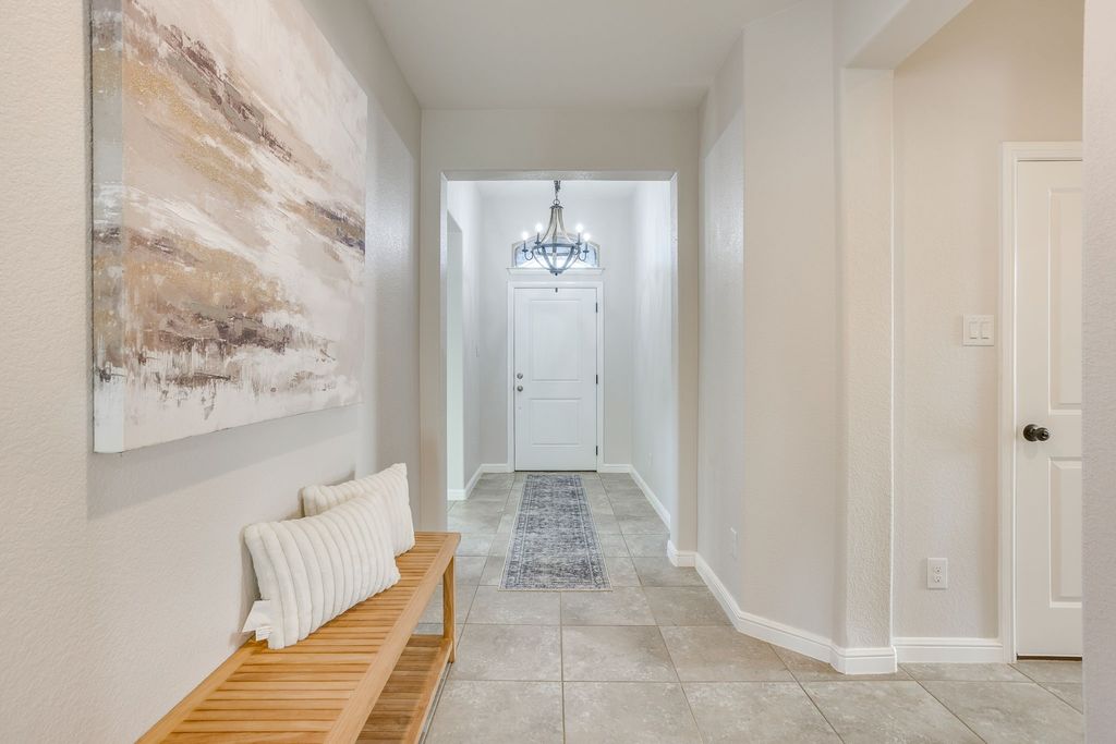 1203 Tiburon Trail, Cleburne, TX 76033 — photo 2