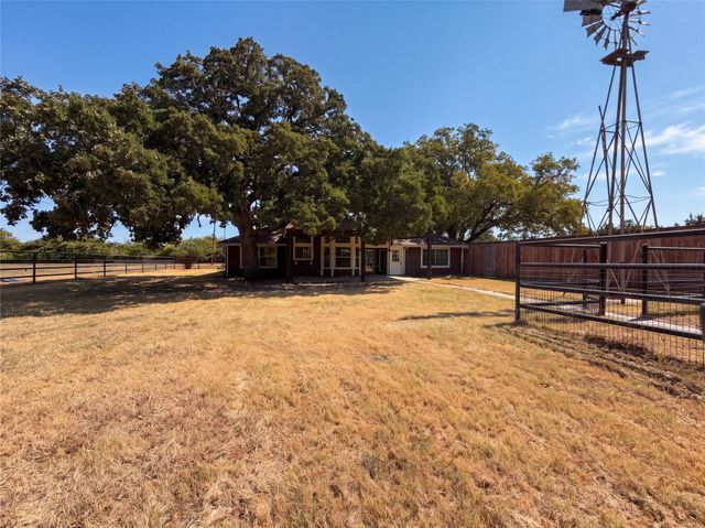 2283 N Holland Road, Mansfield, TX 76063